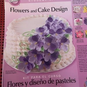 Cake decorating flower making kit